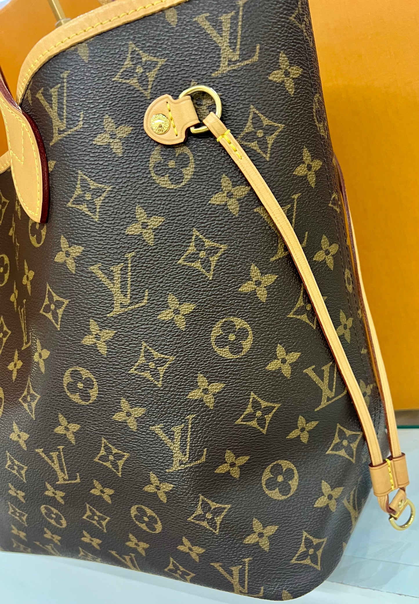 Neverfull Monogram/Red